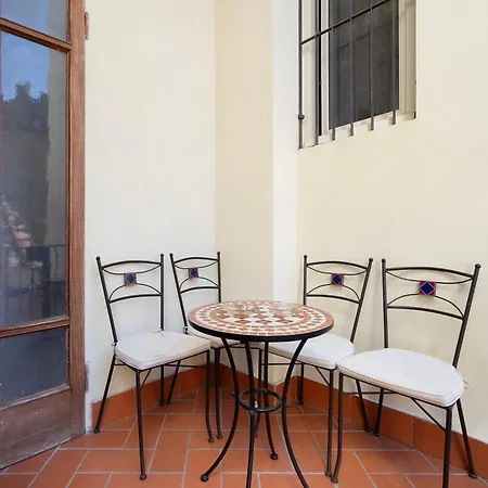 아파트 Giglio & Viola Borgia