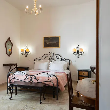 Giglio & Viola Borgia * 피렌체